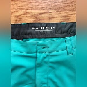 Matte Grey (Haus of Grey) Golf Shorts Size 36 Teal